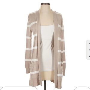 NWT LOVE ELLIE caridgan